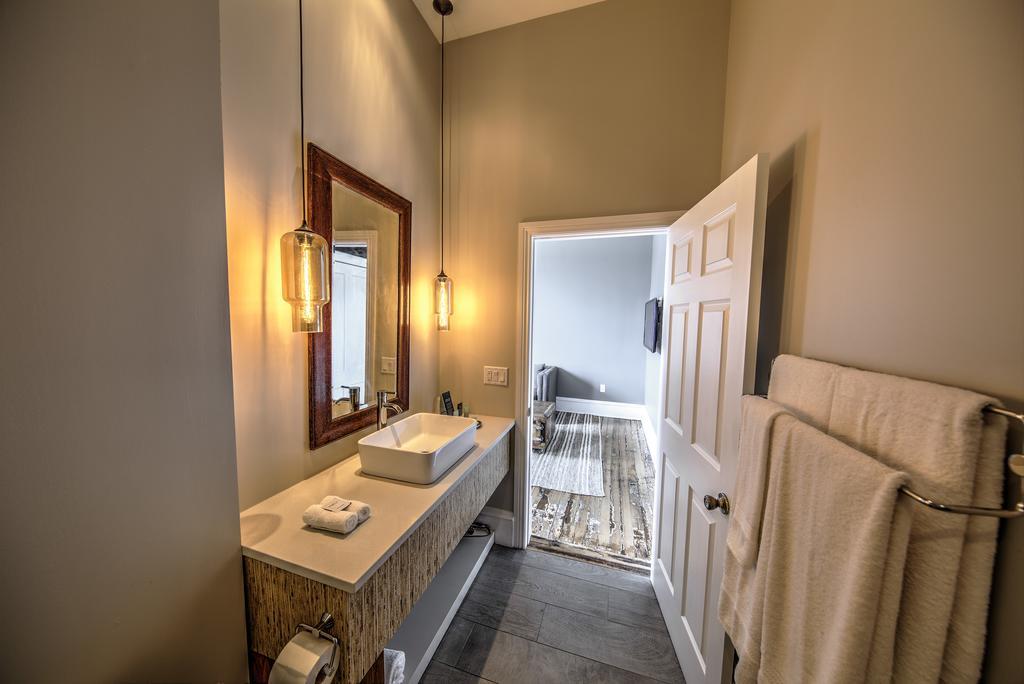 The Harkness Hotel McCammon Экстерьер фото