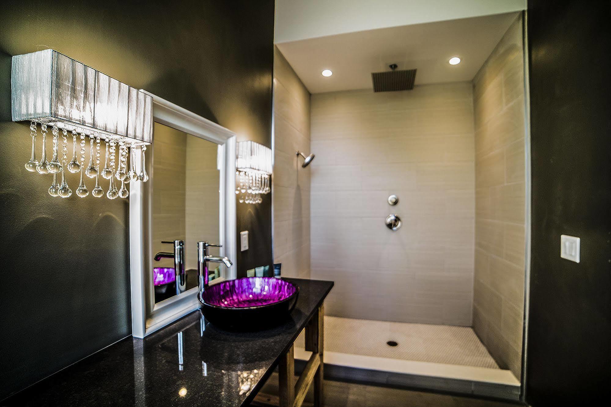 The Harkness Hotel McCammon Экстерьер фото